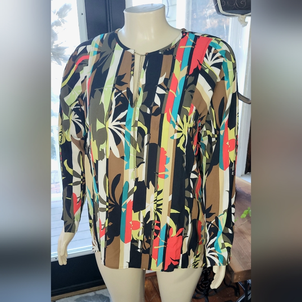 Rafaella Black and Red Graphic Boxy Long Sleeve Blouse